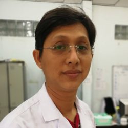 Dr. Pin Vanlee